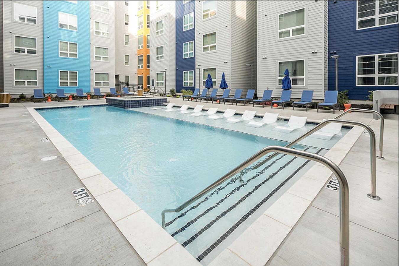 Landing At The Nine At Memphis - 3 Bedrooms In University ภายนอก รูปภาพ